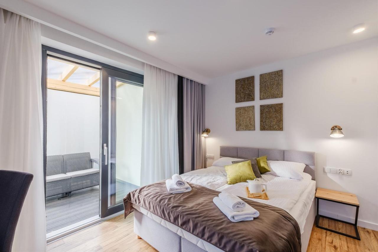 Rezydencja Ornak 5 - Stylowe Apartamenty Z Balkonami I Jacuzzi, 5 Min Pieszo Do Krupowek, Izby Podhalanskie Zakopane Luaran gambar