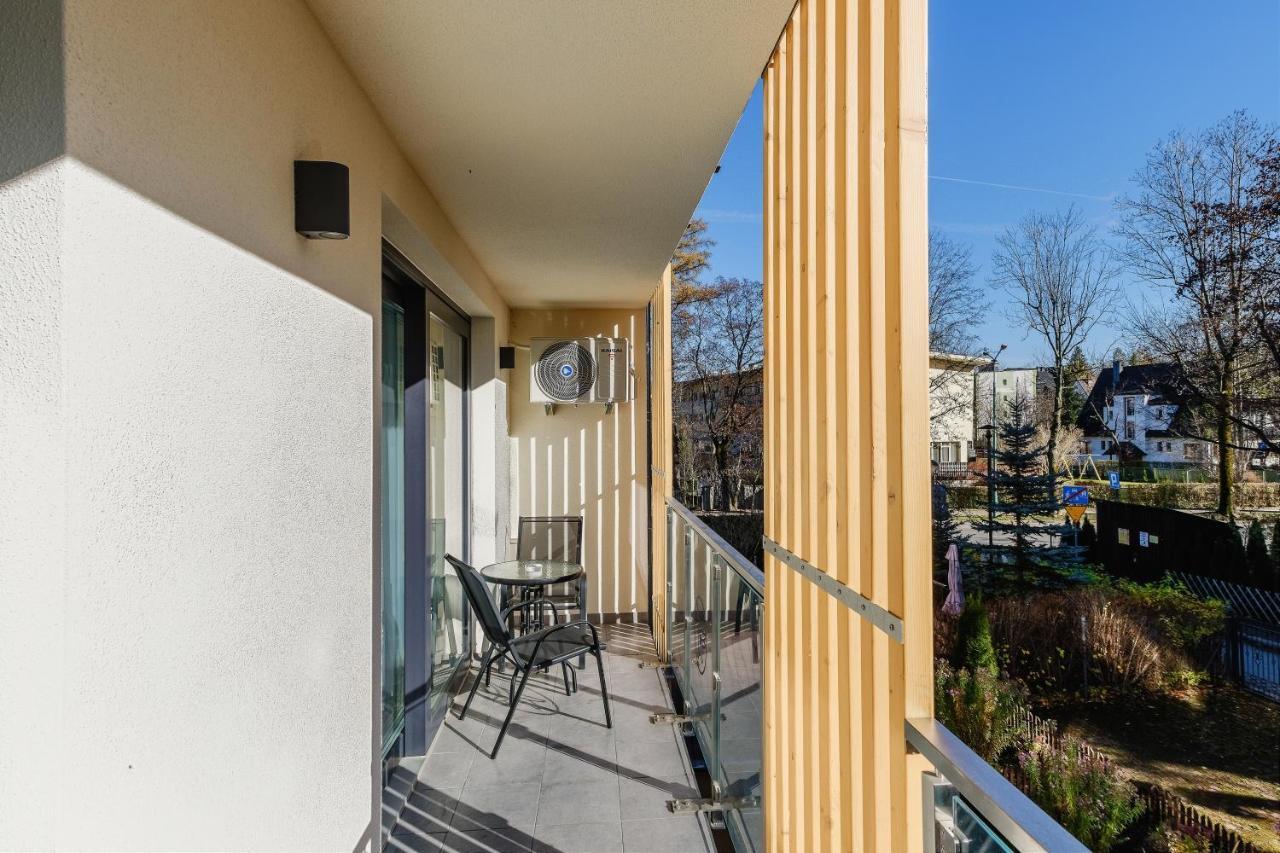Rezydencja Ornak 5 - Stylowe Apartamenty Z Balkonami I Jacuzzi, 5 Min Pieszo Do Krupowek, Izby Podhalanskie Zakopane Luaran gambar