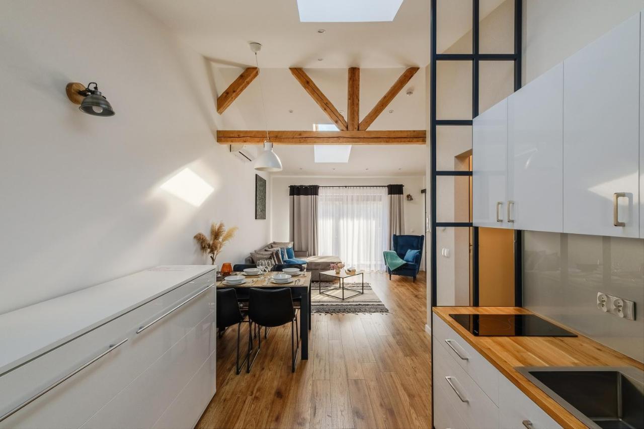 Rezydencja Ornak 5 - Stylowe Apartamenty Z Balkonami I Jacuzzi, 5 Min Pieszo Do Krupowek, Izby Podhalanskie Zakopane Luaran gambar